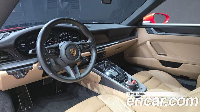 بورش 911 (992)