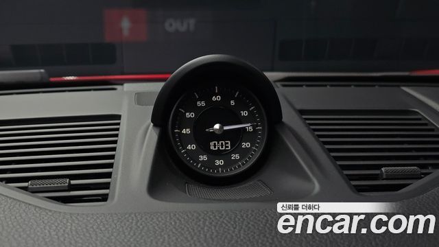 بورش 911 (992)