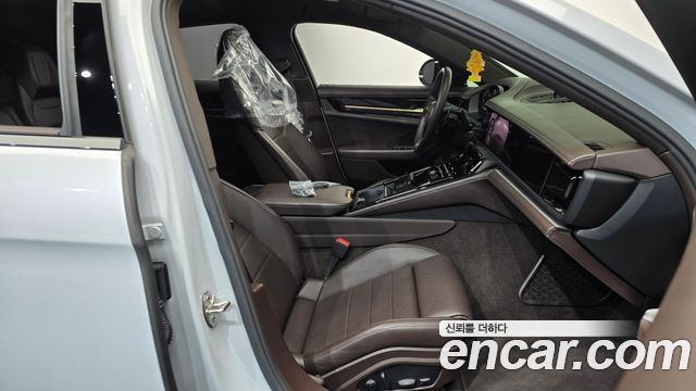 بورش باناميرا (976) 2.9 AWD