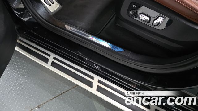 بي ام دبليو X7 xDrive 40i M 6 G07