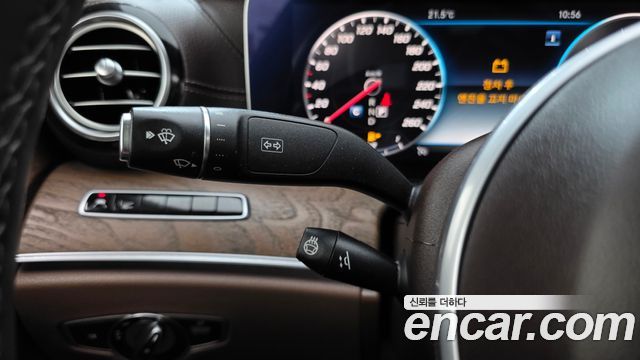 مرسيدس إي كلاس W213 E300 4MATIC