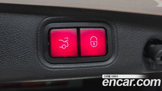 مرسيدس إي كلاس W213 E300 4MATIC
