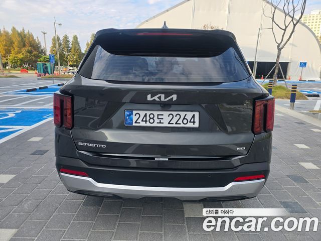 كيا سورينتو 4 2.2 4WD